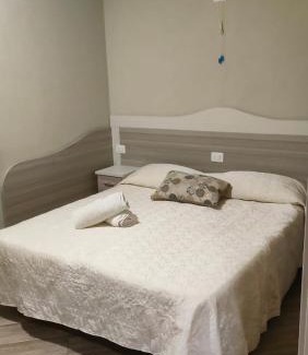 Lauria Bed & Breakfast | B & B Villa Dora