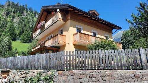 Predazzo Bed & Breakfast | B&BeautyFol Dolomites B&B adults only