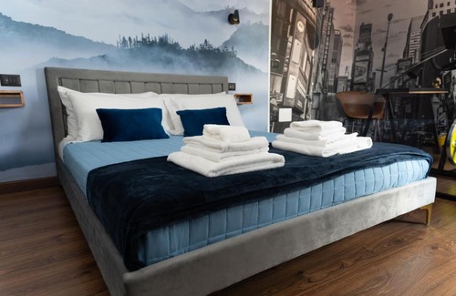 Cosenza House | B&Business - Fibra Ultraveloce, Angolo Fitness, SmartWorking & Parcheggio Coperto su Richiesta