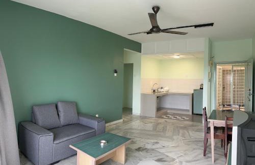 Baharu Apartment | B11-13A @PD MARINA RESORT