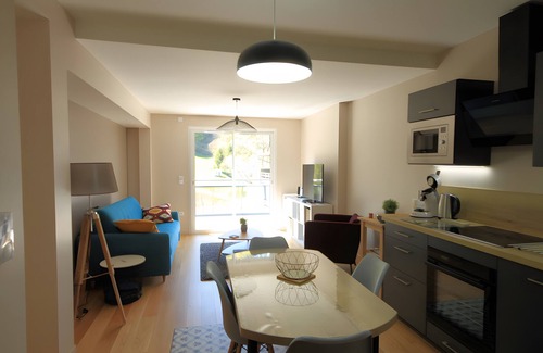 Mont-Dore Apartment | B2 - Residence La Montille with Mountain View