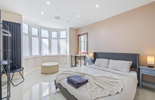 Bloxwich House | B26 1Rn