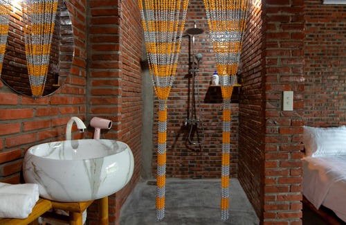 Dien Duong House | Ba's Garden Beachside Homestay