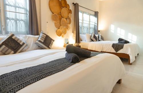 Wua Lai House | Baan Ragang : Cozy Entire House in Old Chiang Mai