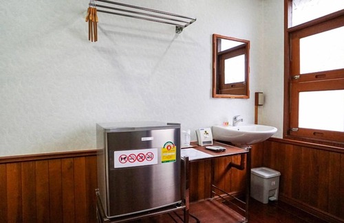 Samut Songkhram House | Baan Siriporn Resort