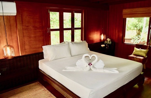 Krabi House | Baan Tree House# 30 (3~Bedroom ) Natural setting walk to beach!