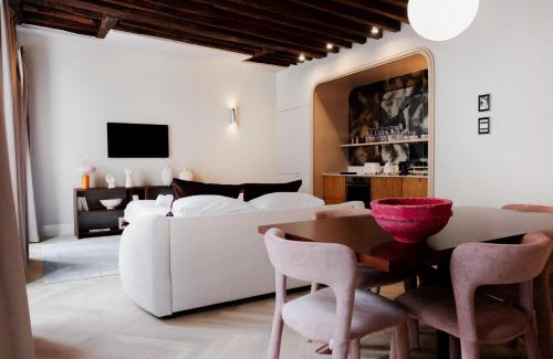 Saint-Merri Apartment | Babylon Marais