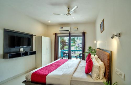 Baga House | Baga beach see side in