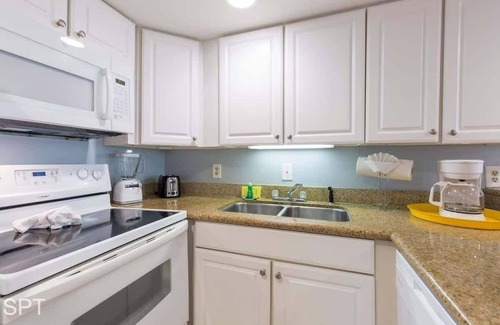 South Padre Island Condo | Bahia Mar 478f (2-Bedroom Condo) with Pool by RedAwning