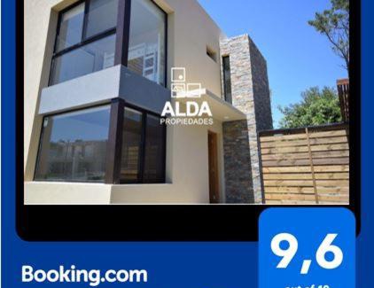 Piriapolis House | BAHIA SAN FRANCISCO, casa Albatros a 80 metros del mar, Uruguay