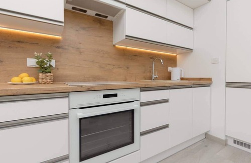 Wlochy Apartment | Bakalarska 15A | Modern Apartment | Parking