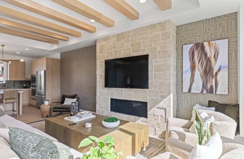Midway House | Balance Refuge at Ameyalli