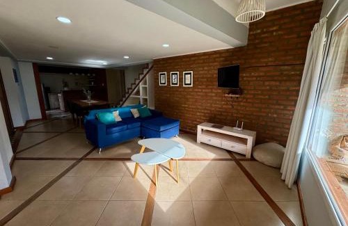 El Bolson Ski Chalet | Balcón al Piltri Casa de Montaña