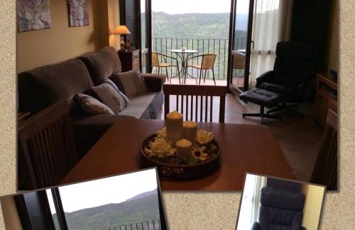 Roda de Isabena Apartment | Balcón De Garbisón