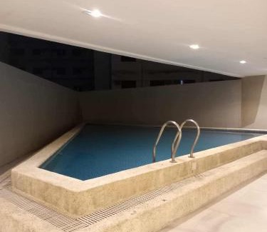 Cebu Apartment | Balcony Studio Ayala with Ultra-Fast 400 Mbps WiFi