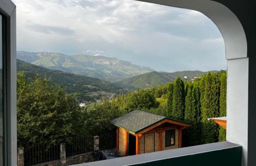 Dilijan House | Balkonchik GuestHouse