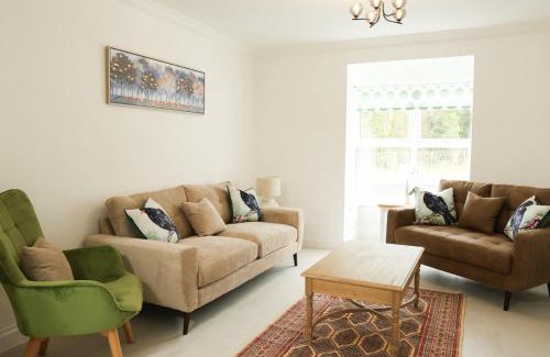 Ballintra House | Ballintra 3 Bedroom Family Holiday Home - Near Rossnowlagh Surfing & Beach & Donegal Bay Golf