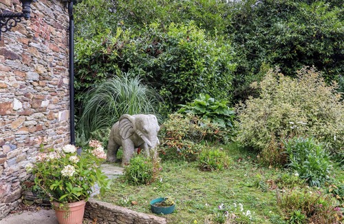 Barranisky Cottage | Ballybeg Pod 1