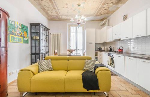 Crocetta-San Lazzaro-Modena Est Apartment | Balsamico Suites - Near Ferrari Museum & Railway