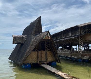 Puerto Princesa City Centre House | Bamboo Nest Beachfront