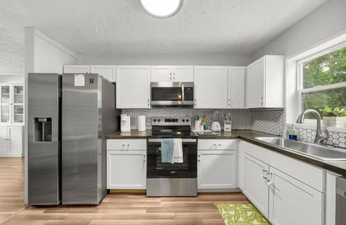 Biltmore Beach House | Banana Cabana Cottage