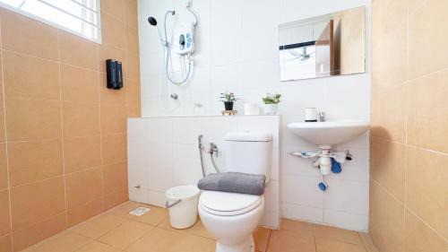 Kajang Apartment | Bangi Avenue, 43000 Kajang Fully Air-Con Homestay
