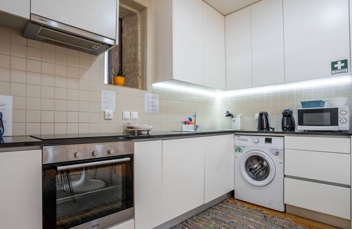 Povoa De Varzim Apartment | Banho de Mar 11 by LovelyStay