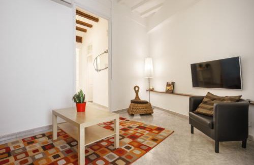 Sants Apartment | Barcelona Just Like Home