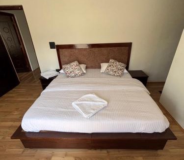 Leh House | BARCHA Guest house