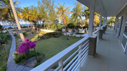 Miramar Villa | Barra Beach Villa Inhambane