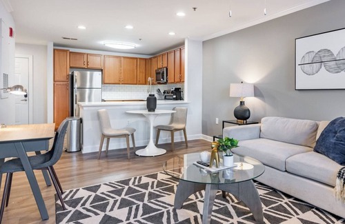 Wilmington Apartment | Barsala l Stylish 1BD ten miles from Wrightsville Beach!