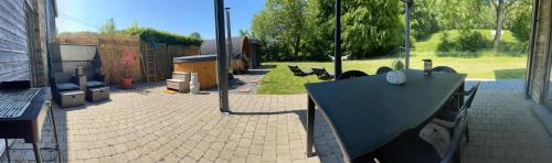 Havelange House | Barsy La belle des champs