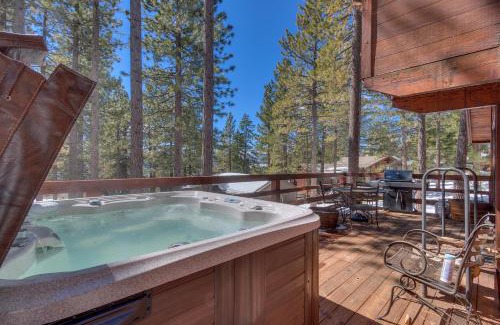 Lake Forest House | Base Camp- Hot Tub, Large Deck, Wood Fireplace, Short Drive to Ski Resorts!