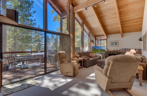 Lake Forest House | Base Camp- Hot Tub, Large Deck, Wood Fireplace, Short Drive to Ski Resorts!