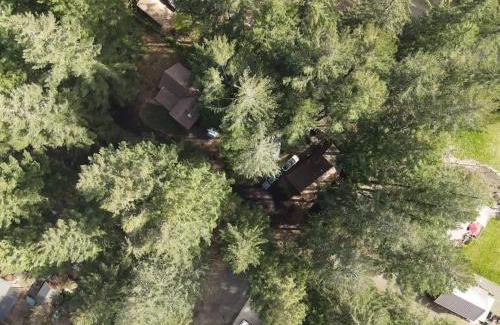 Welches House | Basecamp Compound - Hot Tubs & Highland Cows