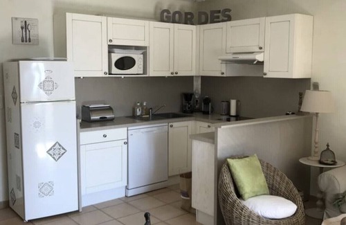 Gordes House | Bastidon overlooking Gordes, terrace and swimming pool