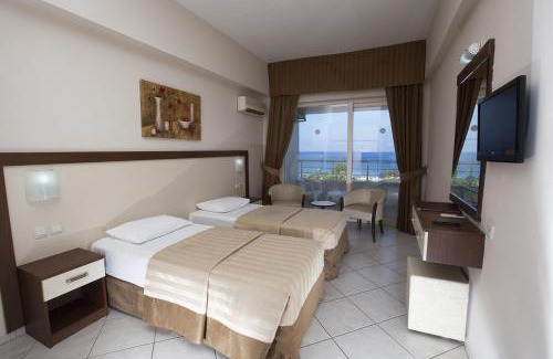 Kusadasi Resort | Batıhan Beach Resort & Spa