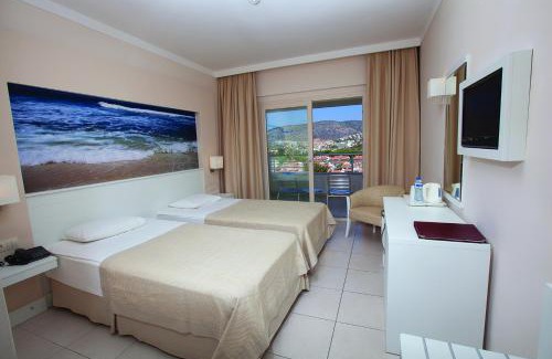 Kusadasi Resort | Batıhan Beach Resort & Spa