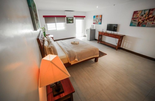 Morong Hotel | Bataan White Corals Beach Resort