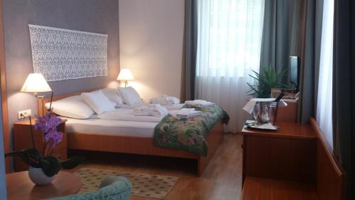 Zalacsany Hotel | Batthyány Kúria