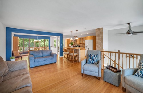 Bay City House | Bay City Getaway: Springtime Serenity by Saginaw Bay: Your Perfect Family Getaway