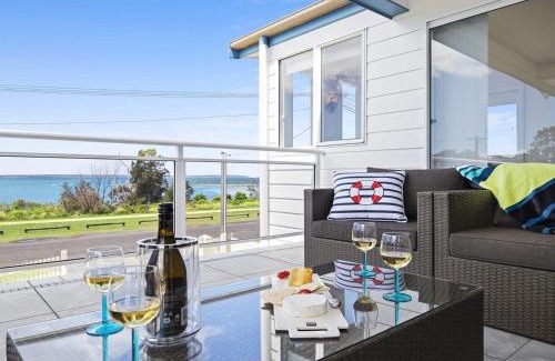 Callala Bay House | Bay Views