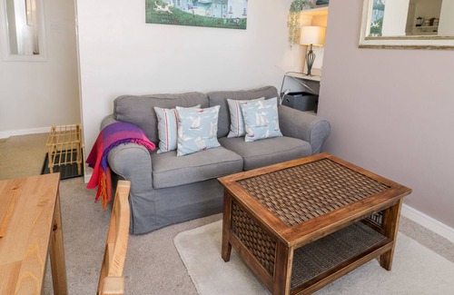Barmouth Cottage | BAY VIEWS, romantic, country holiday cottage in Barmouth