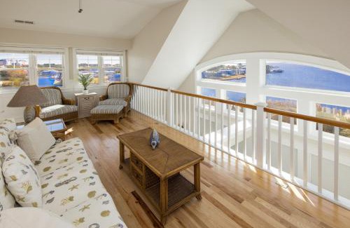 Sandbridge House | Baybreeze