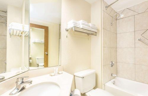 Sharonville Hotel | Baymont by Wyndham Cincinnati Sharonville