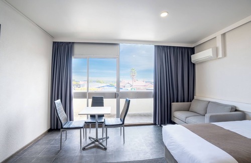 St Helens Hotel | Bayside Hotel