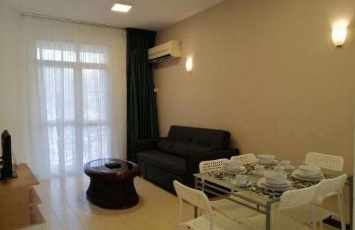 Batu Ferringhi Apartment | Bayu Emas Apartment by Wellington Resorts