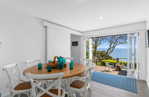 Nelson House | Bayview Bungalow - Nelson Holiday Home