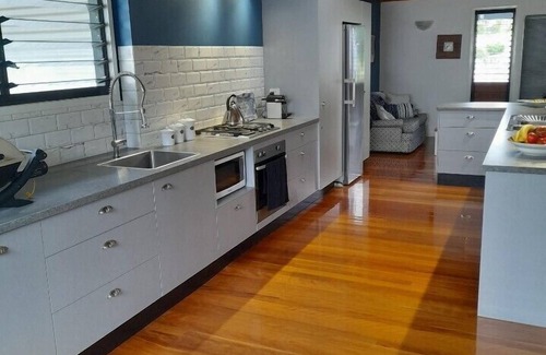 Brisbane Waterfront House | Bayview - Cowan Cowan