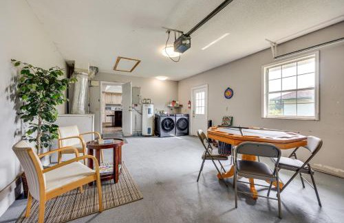 Edgar House | BBQ Ready Hawthorne Home with Screened-In Patio